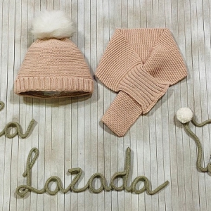 Conjunto Gorro Pompón Y Bufanda Rosado