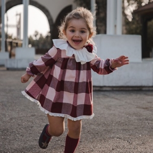 Vestido Con Pololo FAMILIA CUADROS. José Varón