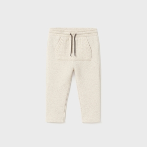 Pantalón Deportivo Crema. Mayoral