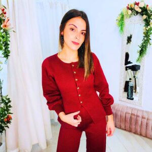 Conjunto de Punto con Chaqueta Abotonada