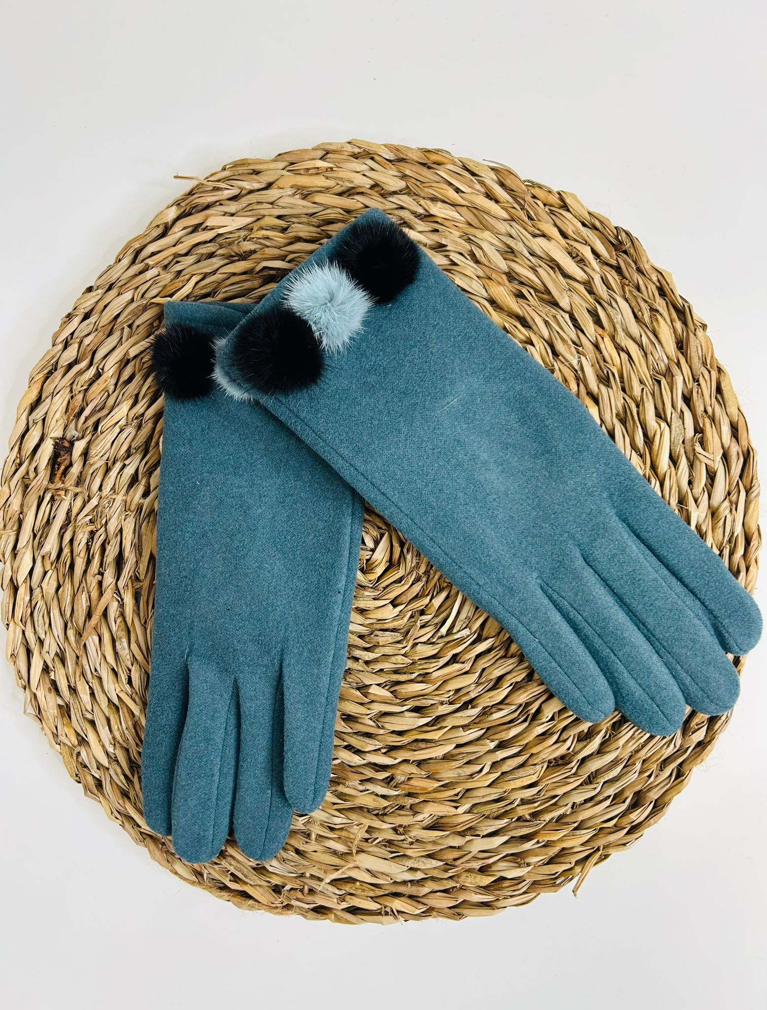 guantes pompón