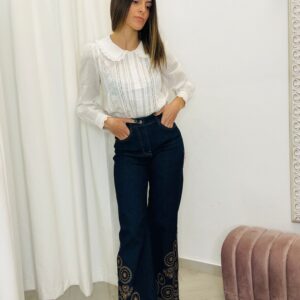 Pantalón vaquero bordado